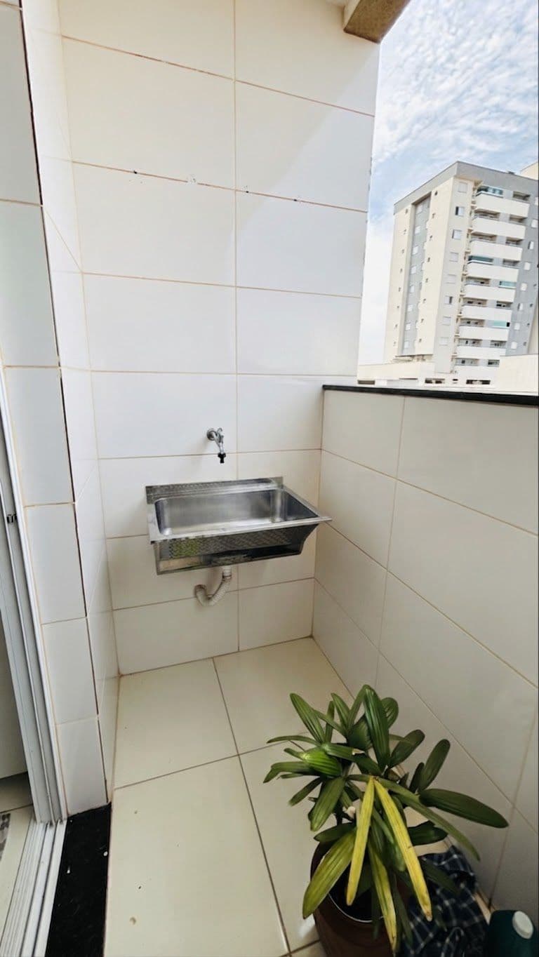 Apartamento em Novo Mundo - Uberlândia